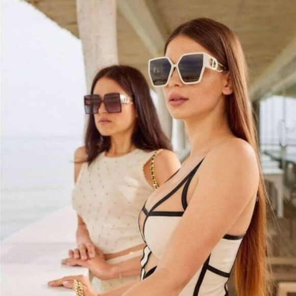 NEW Dior 30MONTAIGNE BU 95A1 Shiny Ivory Gold Smoke Women Geometric Sunglasses - Picture 13 of 13